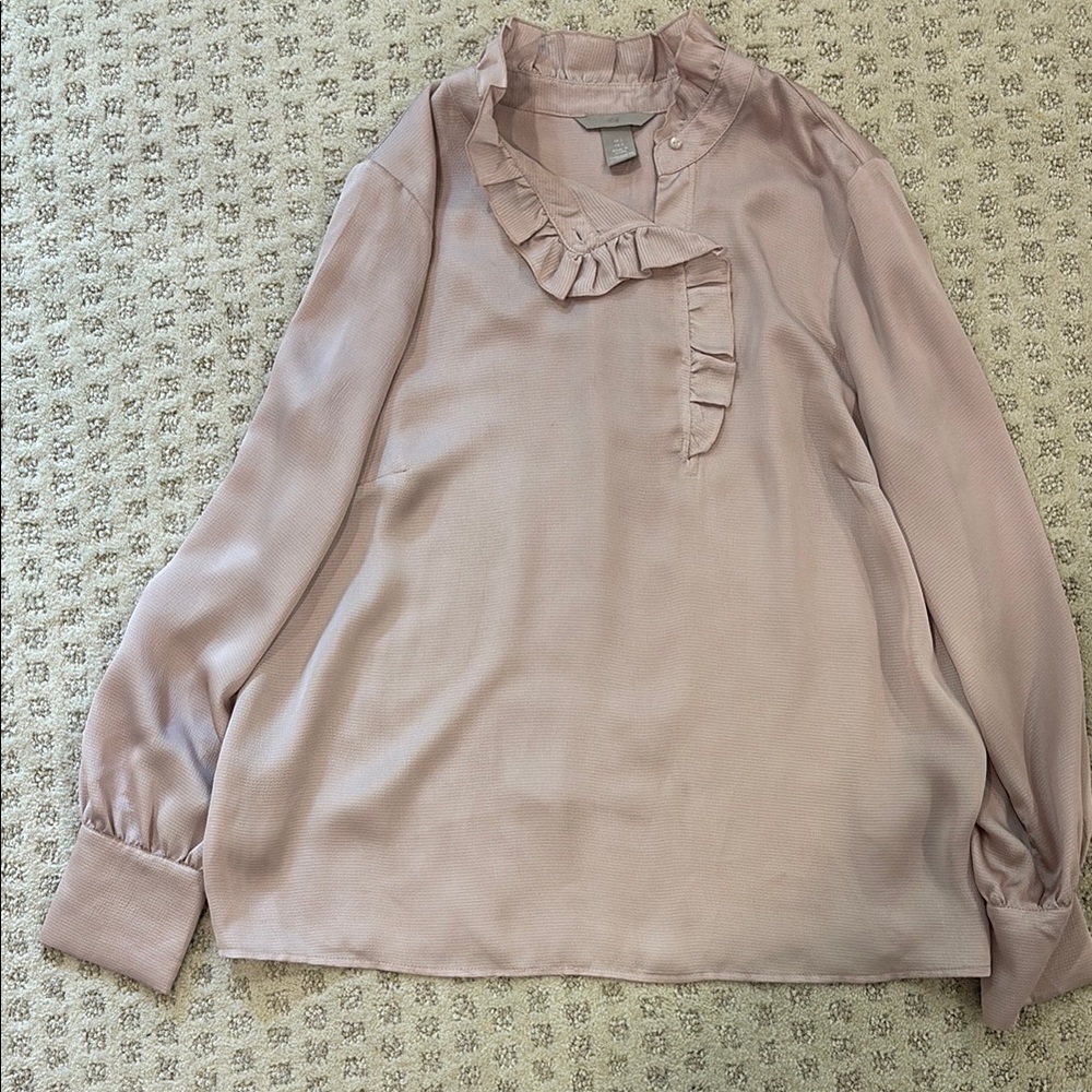 H&M Soft Pink Ruffled Blouse
